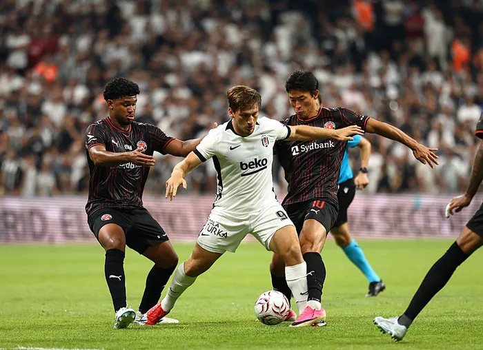 canli-uefa-avrupa-liginde-midtjylland-besiktas-rovans-maci-ne-zaman-saat-kacta-hangi-kanalda-1785421409284.jpeg