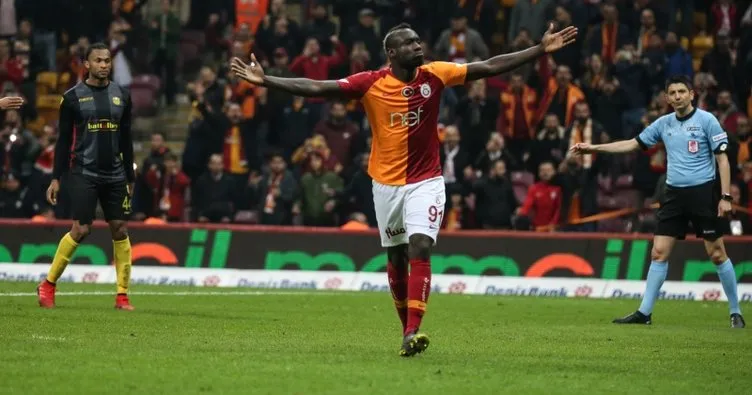 Galatasaray’da hedef 10 milyon Euro, ilk yolcu Mbaye Diagne
