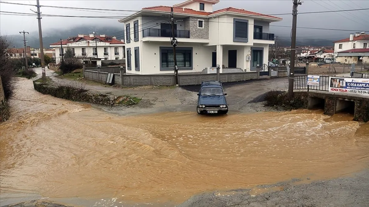 Muğla’da sel bilançosu! Toplam 903 kg yağış düştü Muğla’da sel bilançosu! Toplam 903 kg yağış düştü