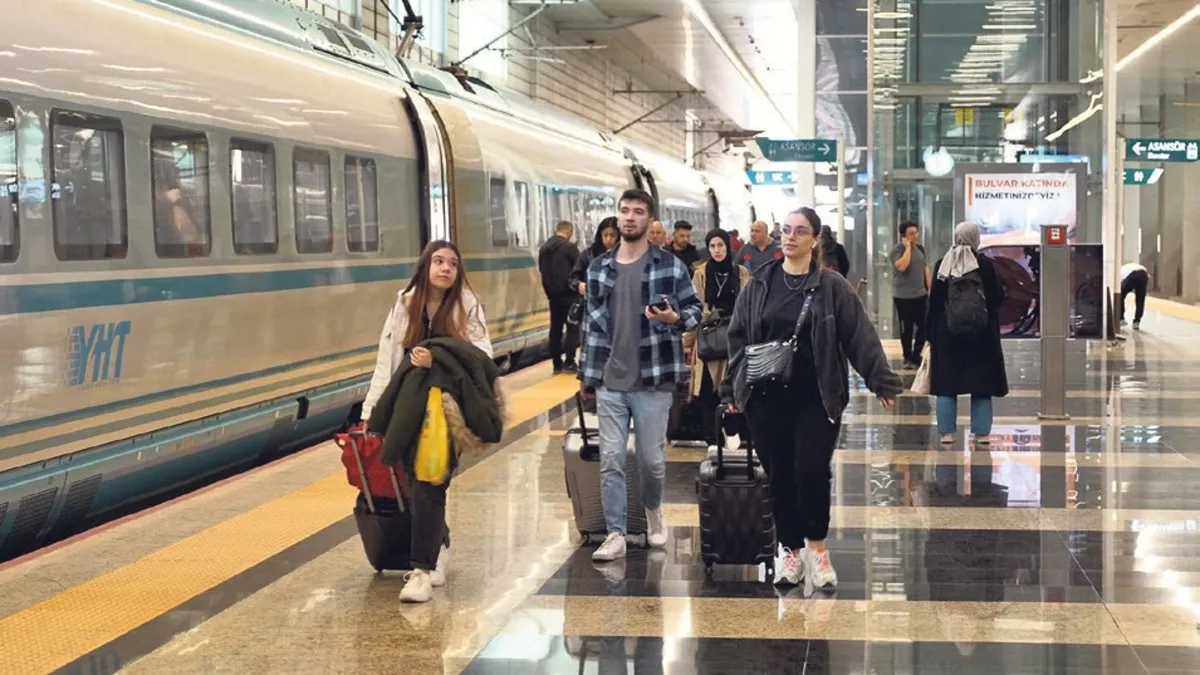 110 milyon yolcu YHT ile seyahat etti
