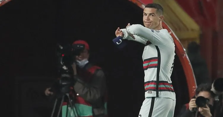 Ronaldo’nun fırlattığı kaptanlık pazubendi, SMA hastası bebek için açık artırmaya çıkarıldı