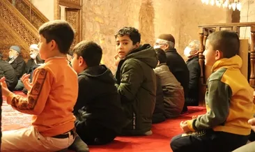 Miraç Kandilinde eller semaya açıldı