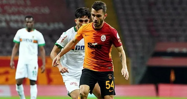 Beşiktaş'ta 2 futbolcu Galatasaray derbisinde yok, 2 isim dönüyor - Son  Dakika Spor Haberleri