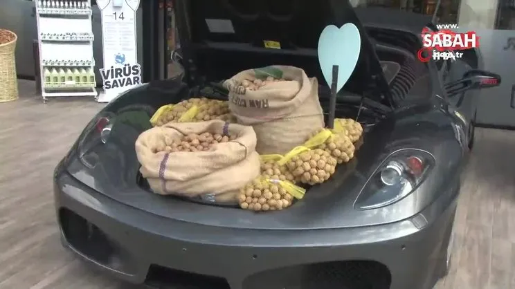 Ferrari bagajında ceviz satışı | Video