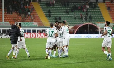 Alanyaspor 3 puanı 3 golle aldı! Kayserispor zorlu sınavı geçemedi...