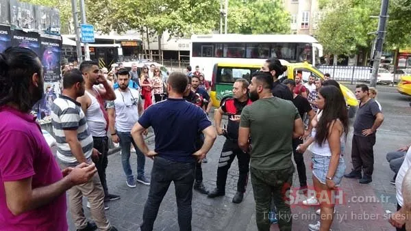 Taksim’de kavga! Kafasında şişe kırdılar