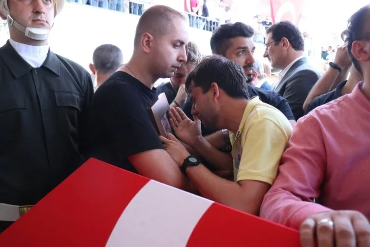 Bu feryada yürek dayanmaz: Komutanım canım oğlum!