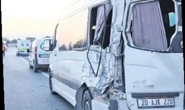 Kamyon işçi servisine çarptı: 1 ölü #afyonkarahisar
