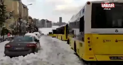 İstanbul hizmet beklerken akılalmaz görüntü: 2 gündür kurtarılmayı bekliyorlar! | Video
