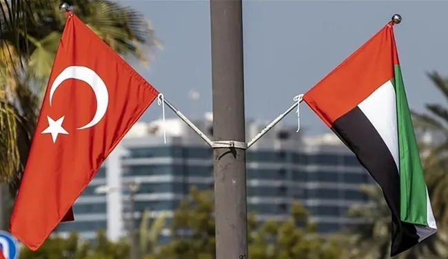 turkiye-ve-bae-arasinda-yeni-adim-savunma-sanayiinde-dev-is-birligi-24-anlasma-imzalandi-1697022768522.jpg
