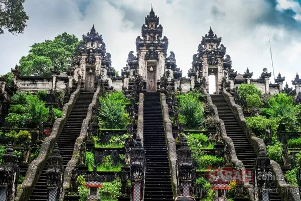 Bali’yi keşfedin! Mutlaka gitmeniz gereken yerler ve yapmanız gereken aktiviteler…