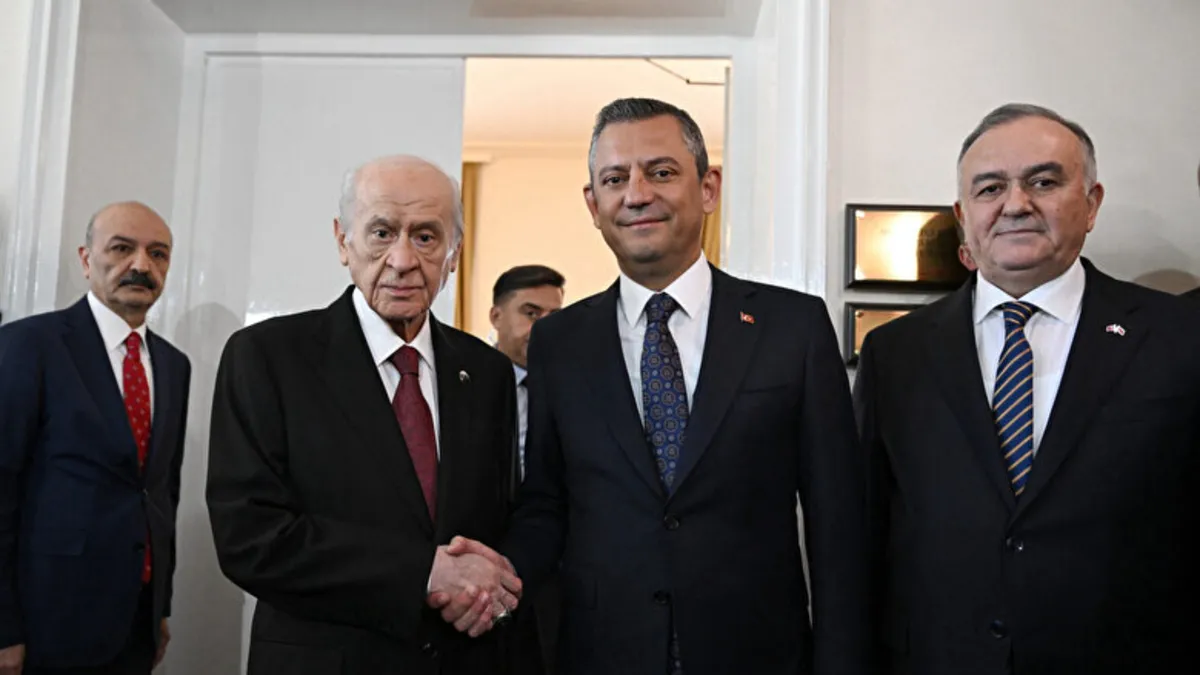 SON DAKİKA | MHP lideri Devlet Bahçeli, Özgür Özel ile görüştü SON DAKİKA | MHP lideri Devlet Bahçeli, Özgür Özel ile görüştü