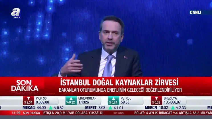 Turkuvaz Medya ev sahipliğindeki dev zirvede imzalar atıldı! Bakan Bayraktar: 