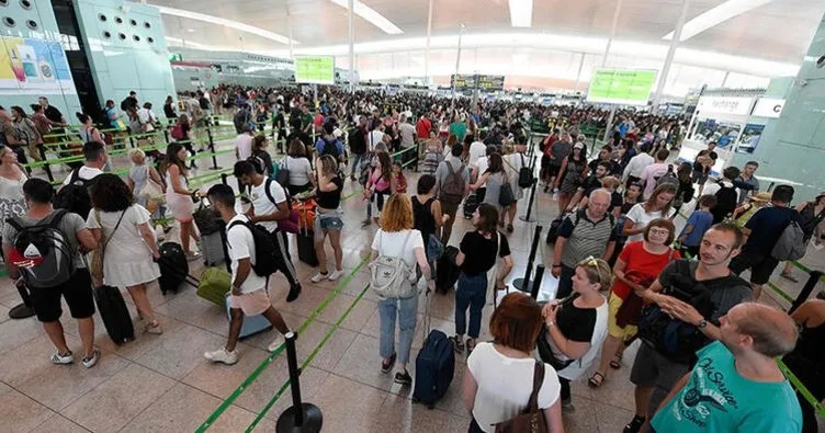 El Prat Havalimanı’nda süresiz grev var!
