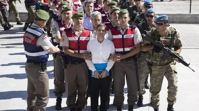 son-dakika-akinci-ussu-kararinda-carpici-detaylar-darbe-girisiminde-secim-detayi-1626166421873.jpeg Akıncı Üssü kararında çarpıcı detaylar! 3 aşamada devleti ele geçirme planı
