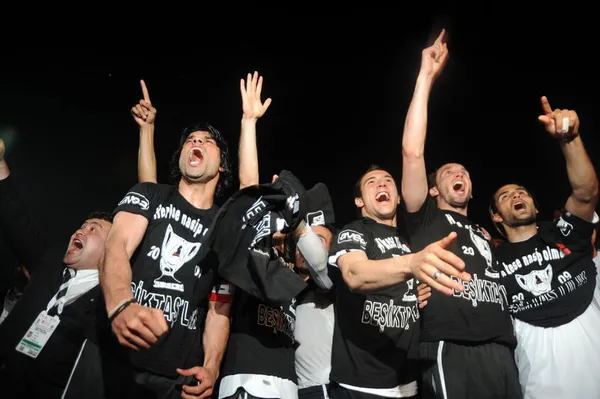 Beşiktaş'ın kupa sevinci