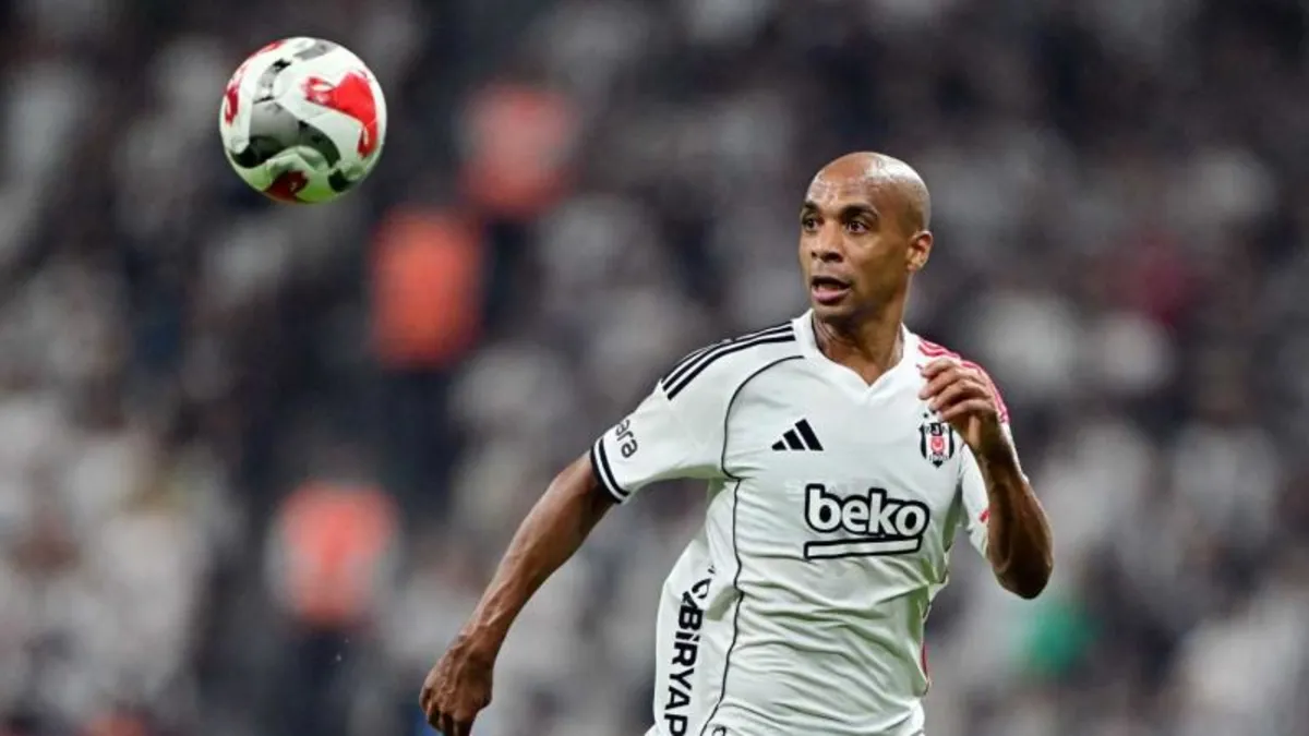 SON DAKİKA | Beşiktaş'ta Joao Mario ile yollar ayrıldı! haber görseli