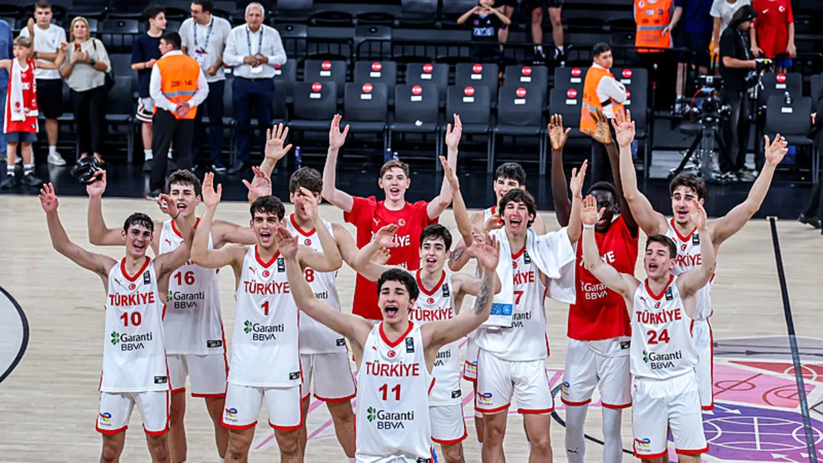 U17 Erkek Milli Basketbol Takımı çeyrek finalde! U17 Erkek Milli Basketbol Takımı çeyrek finalde!