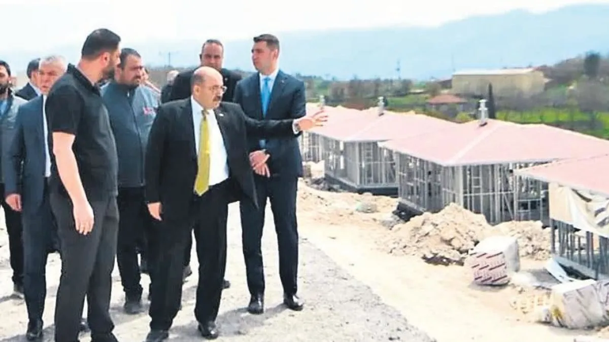 Tatil köyü değil TOKİ'nin deprem evleri