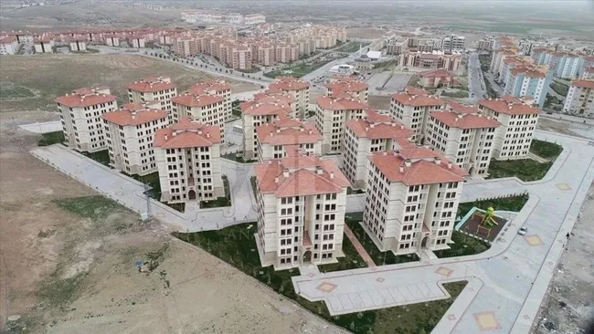 toki-kura-cekimi-son-dakika-3-etap-basladi-iste-7-il-icin-toki-kura-tarihleri-1669888316672.jpeg