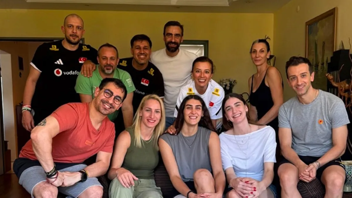 TVF’den Karmen Aksoy’a geçmiş olsun ziyareti! TVF’den Karmen Aksoy’a geçmiş olsun ziyareti!
