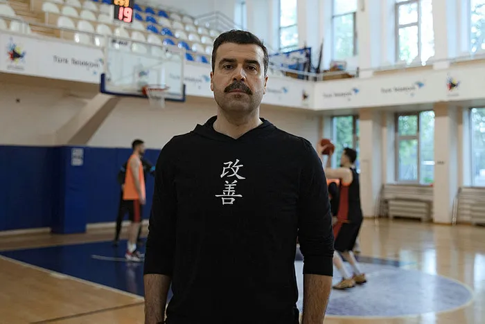 son-dakika-haberleri-turk-telekoma-eurocup-finali-oncesi-buyuk-sok-kaza-gecirdiler-1683118919678.jpg