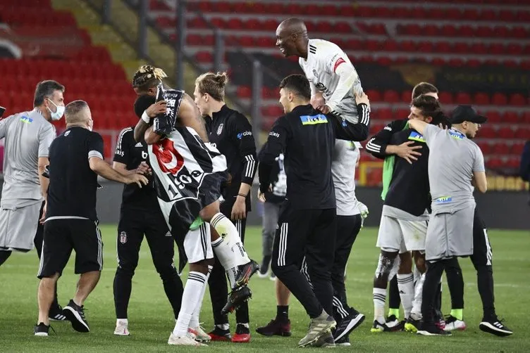 Son dakika: Beşiktaş'ın şampiyonluğu sonrası olay sözler! Galatasaray kaybetti çünkü...