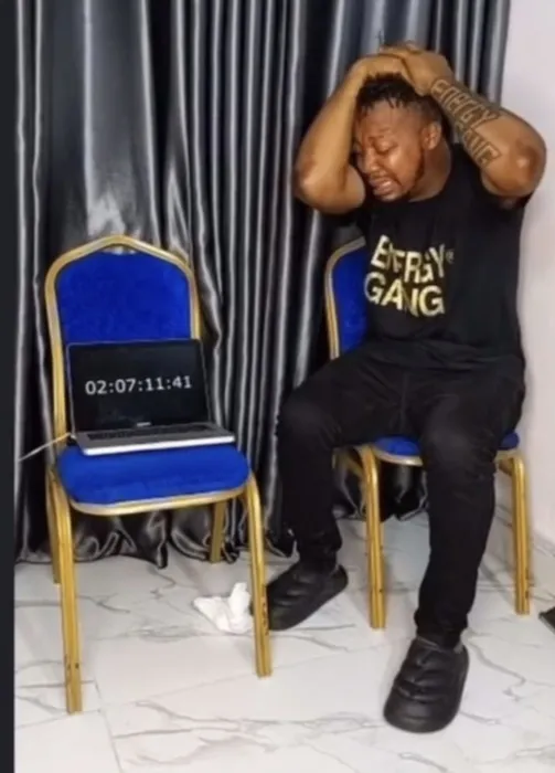 7 gün aralıksız ağlama esnasında kör oldu! Dünya rekoru kırmaya çalışıyordu...