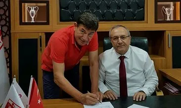 Giray Bulak, Balıkesirspor’la devam ediyor