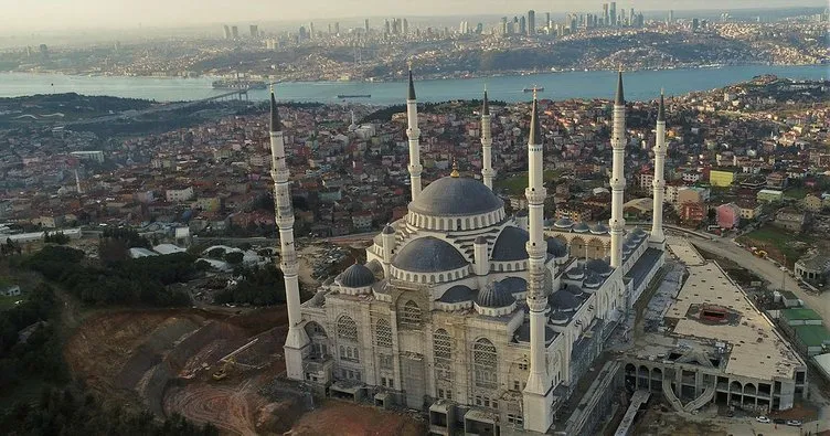 Yüzde 95’i tamamlanan Çamlıca Camii havadan görüntülendi