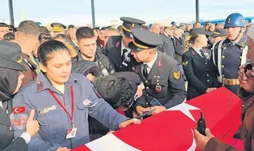 Şehide, eşinden üniformalı veda #adana