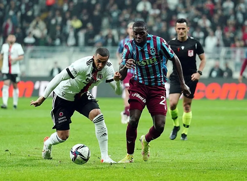 Son dakika: Trabzonspor 90+6&#39;da deplasmanda Beşiktaş&#39;ı yıktı! Derbinin son  anları nefes kesti... - Son Dakika Spor Haberleri
