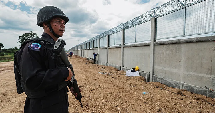 Tayland’da kontrol noktasına kanlı saldırı: 5 asker öldü