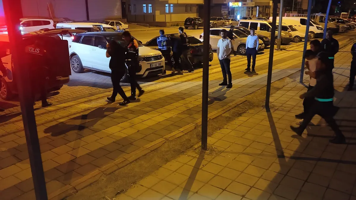 Malatya'da fuhuş operasyonu! 4 gözaltı