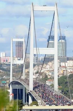 İstanbul Maratonu’ndan renkli kareler!