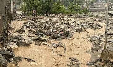 Pakistan’da onarım çalışması facia ile bitti: Heyelan 15 kişiyi yuttu