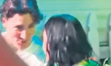 Bu kez hayranına yakalandı