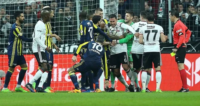 Beşiktaş’ta Tosic kırmızı kart gördü, ortalık karıştı!