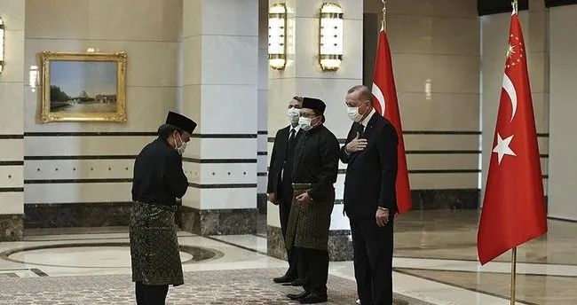 Başkan Erdoğan'a güven mektubu sundular
