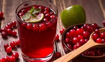 Cranberry diğer adıyla ’turna yemişi’ suyu kadınlara şifa dağıtıyor