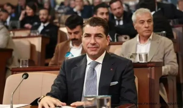ibb-meclis-uyesi-ekrem-eray-arda-chpden-istifa-etti-1789665166091.jpg