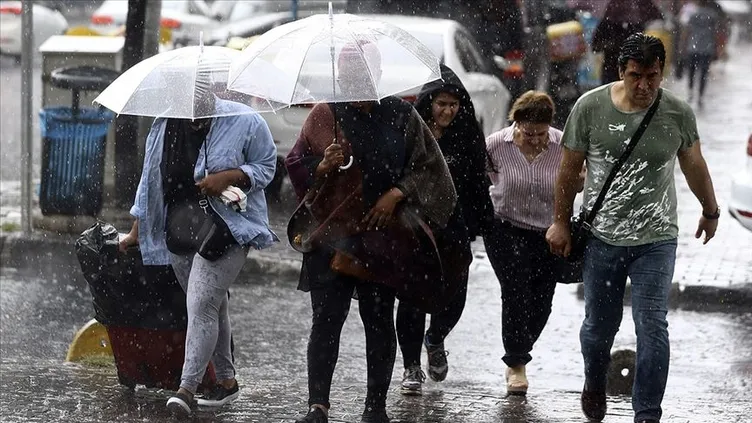 Meteoroloji’den yeni kar, sağanak ve soğuk hava uyarısı! İstanbul’da kar için o tarih işaret edildi