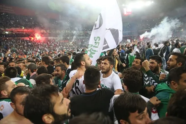 Konya’da çılgın şampiyonluk kutlaması