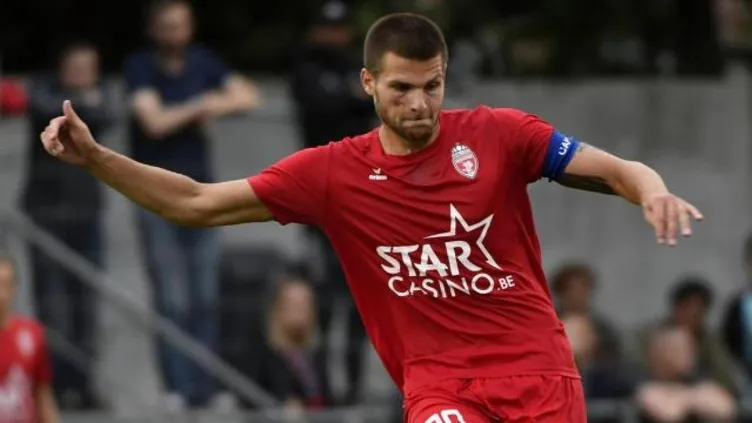 Fenerbahçe'de bir transfer daha! 3 yıllık sözleÅme