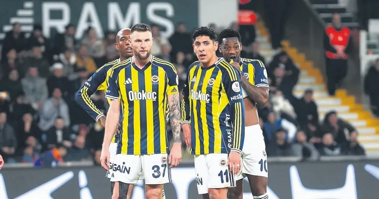 Kanarya’ya Yıldırım çarptı!