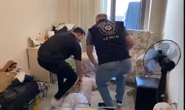Korku filmi gibi baskın... Ellerini ve kollarını bağlayıp başına silah dayadılar! #izmir