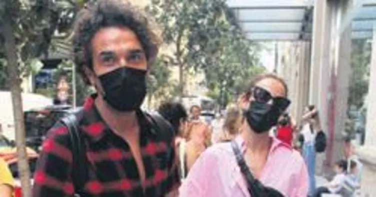 Düğün tarihi yine ertelendi