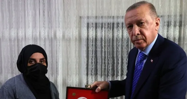 Başkan Erdoğan'dan şehit Özel Harekat Şube Müdürü Eren'in ailesine taziye ziyareti