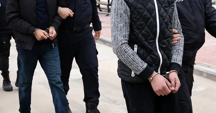 İzmir’de FETÖ’nün emniyet mahrem yapılanmasına yönelik operasyonda 7 kişi yakalandı