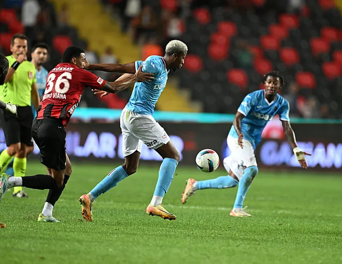firtina-3-puana-hasret-kaldi-gaziantep-fk-trabzonspor-macinda-gol-sesi-cikmadi-1727117934552.jpeg